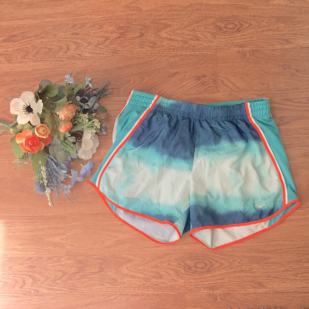 Nike Women’s Athletic Run Shorts